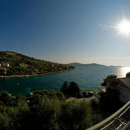 In Rogoznica With Sea View, Balcony, Air Conditioning, Wifi 4713-1