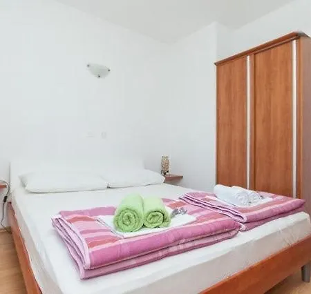 דירה In Rogoznica With Sea View, Balcony, Air Conditioning, Wifi 4713-1